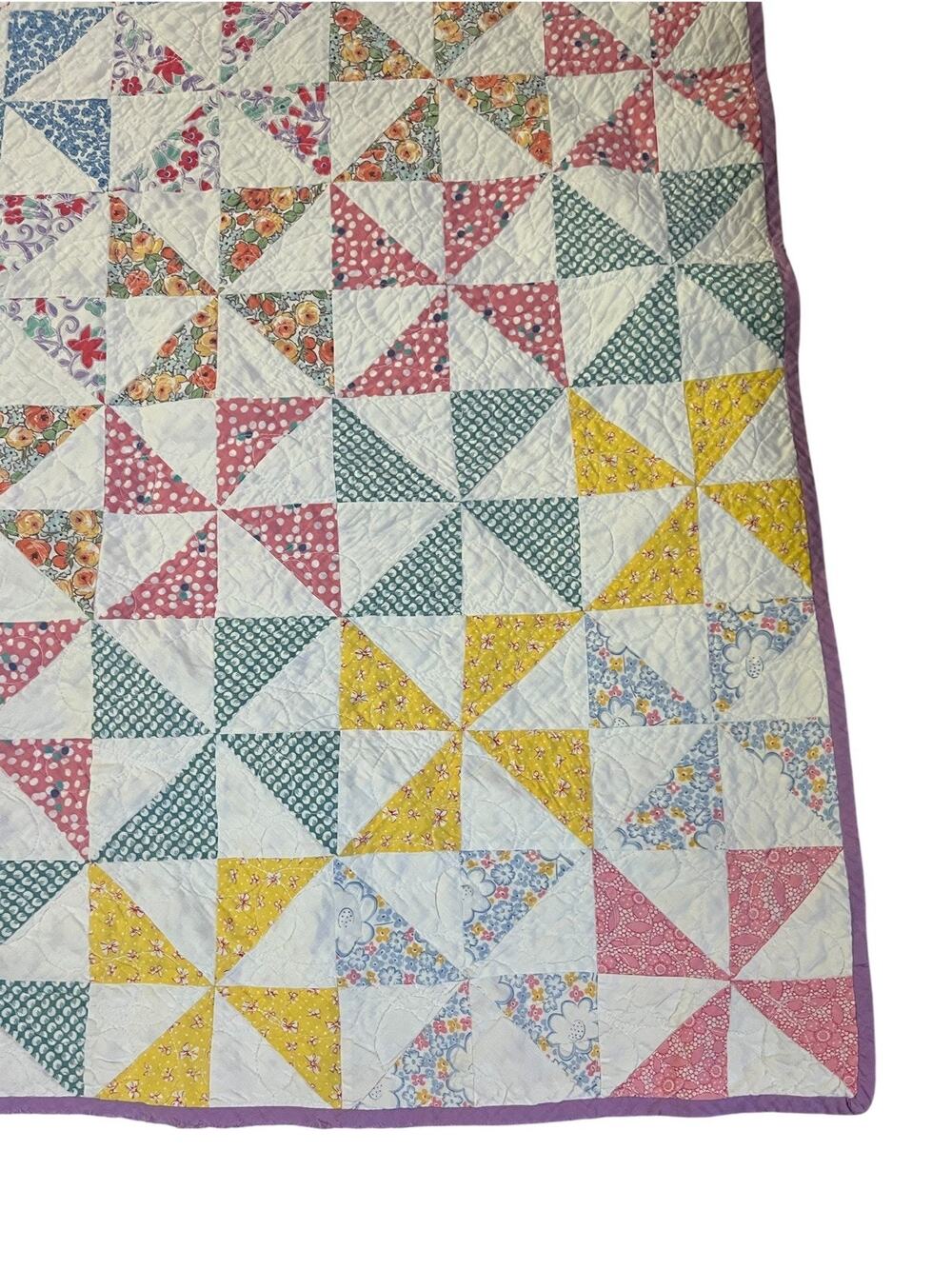 Vintage Pinwheel Quilt Multicolor Pastel Pink Yellow White 77” x 67” Floral